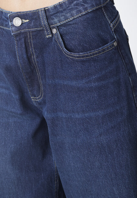 Sisters Point jeans donker blauw met omslag model Ollie dark blue wash