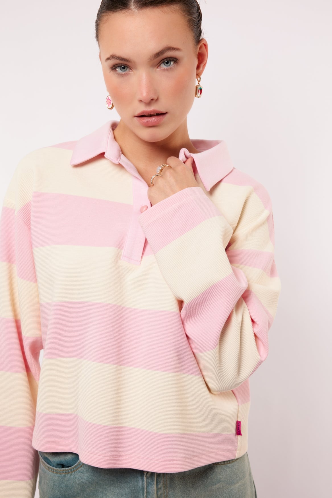 Fluresk polo trui offwhite roze gestreept model Zeyna sweater soft pink