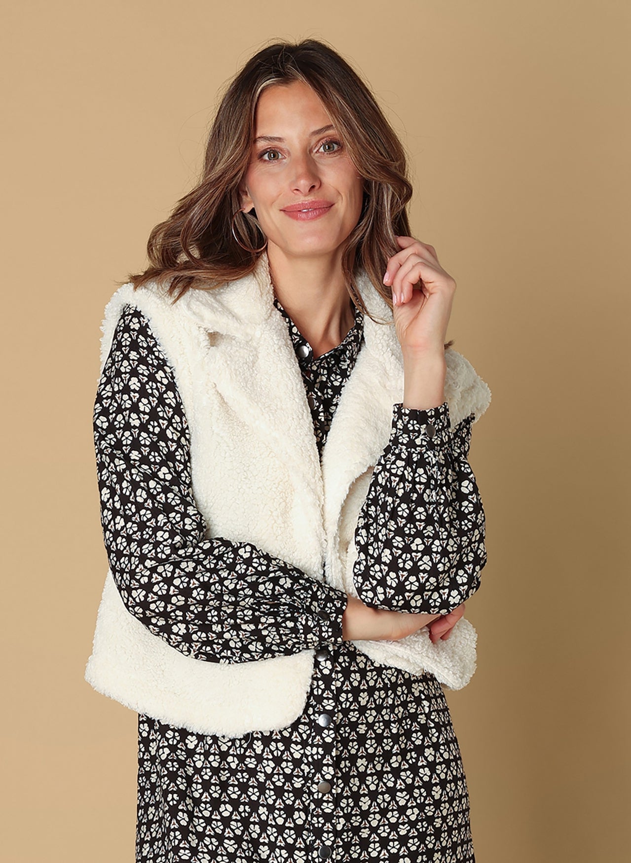 Ivy Beau bodywarmer teddy gilet offwhite model Saara