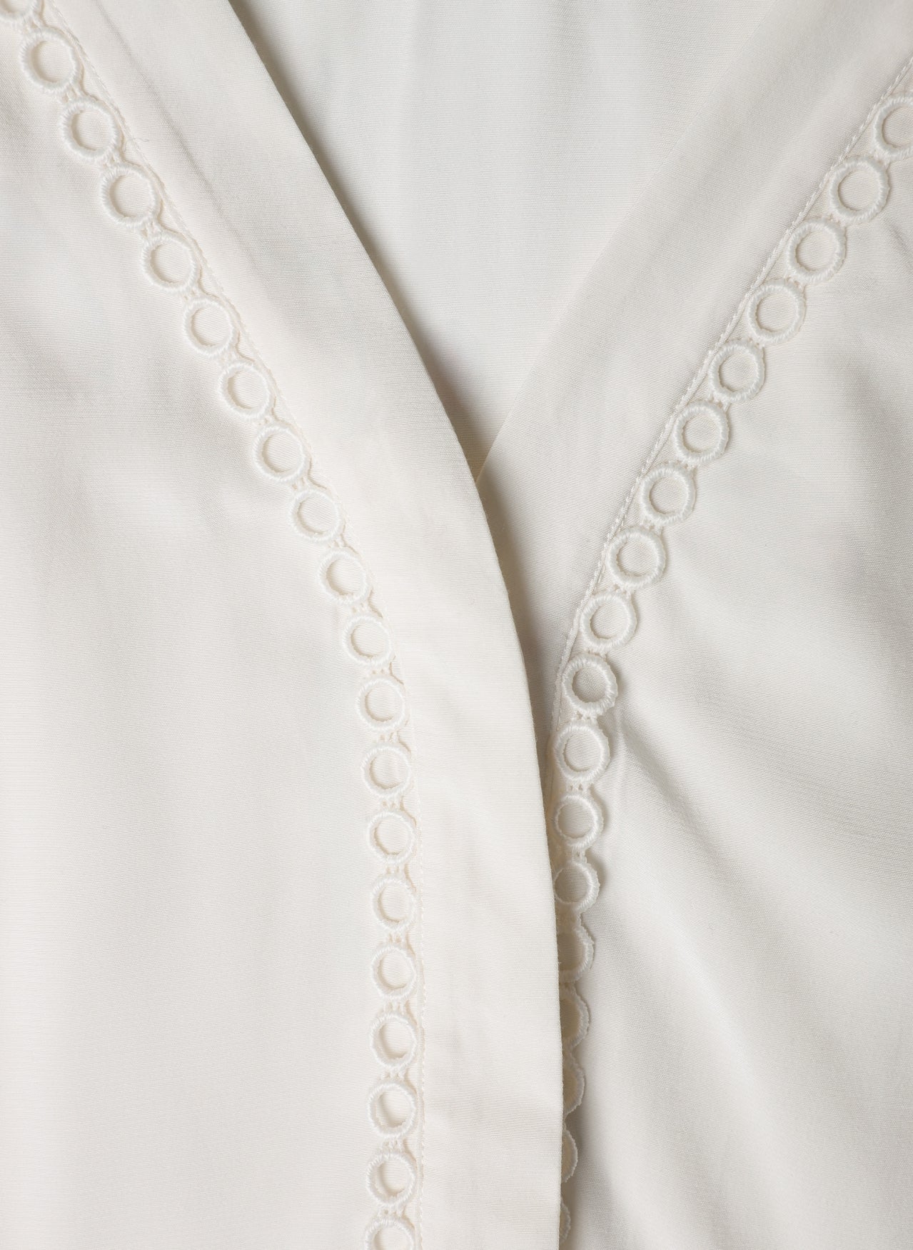 Yest Curve (Yesta) blouse offwhite model Helma winter wit white A005900