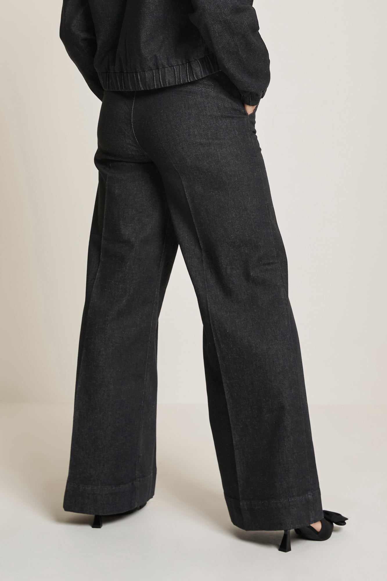 ParaMi jeans zwart extra wide leg Lizzy daily denim black lengte 32