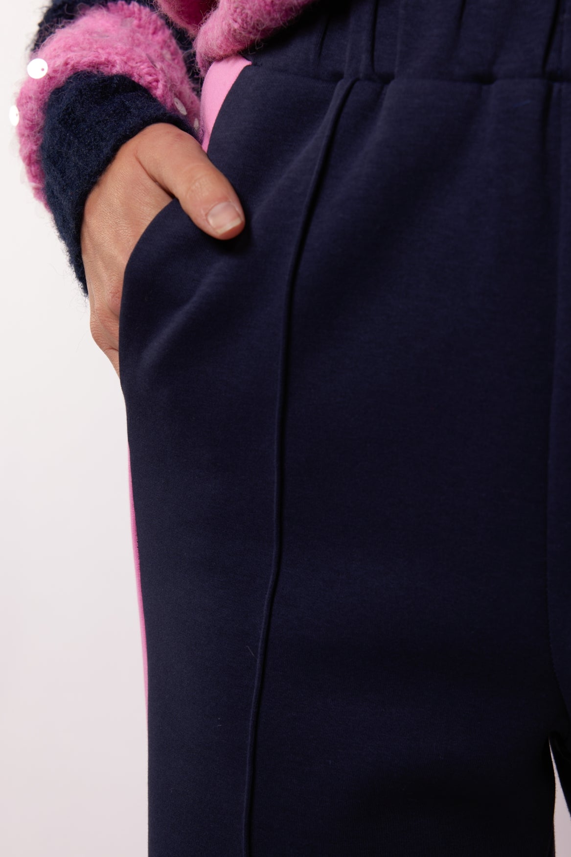 Fluresk broek blauw met roze streep model Ewan pants midnight blue