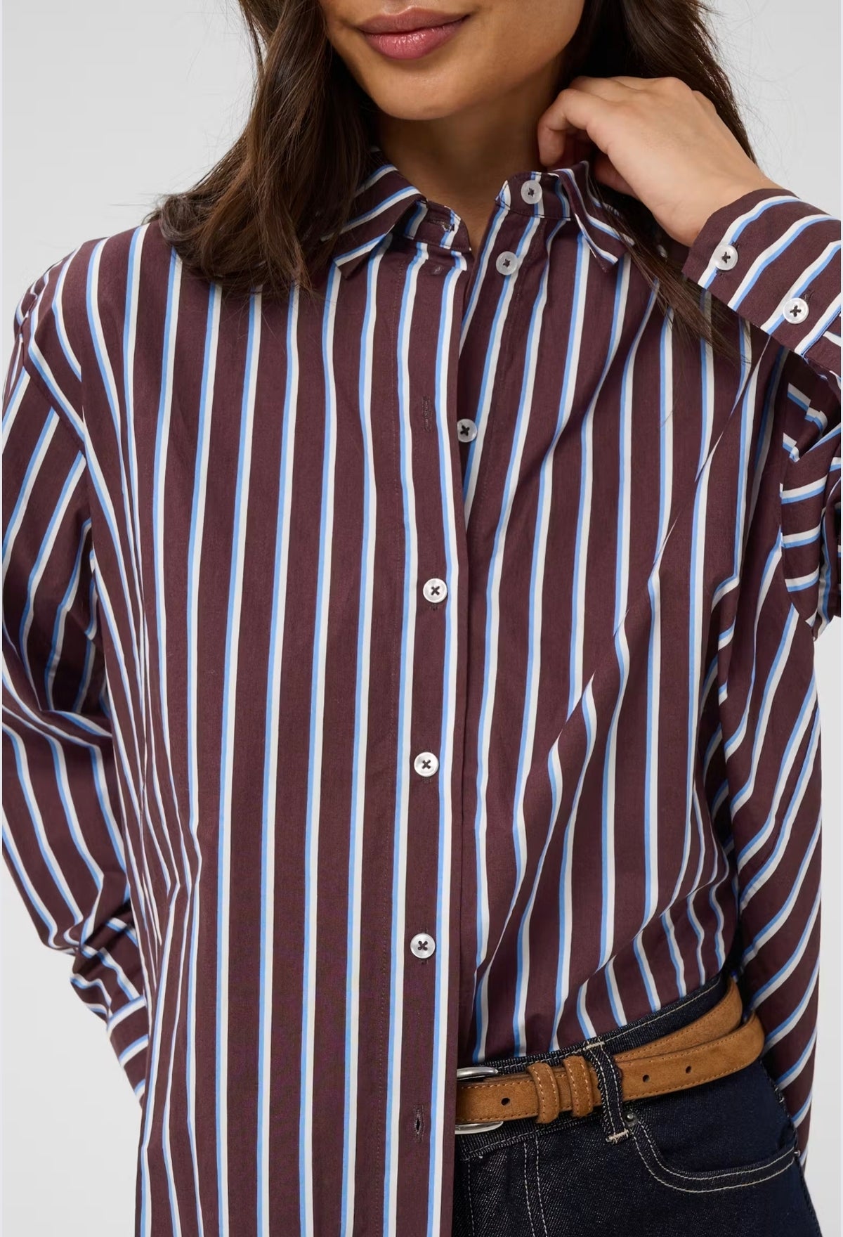 Kaffe blouse bordeaux met blauw en offwhite strepen pinstripe model KAgavina Gestreept Overhemd fudge chalk