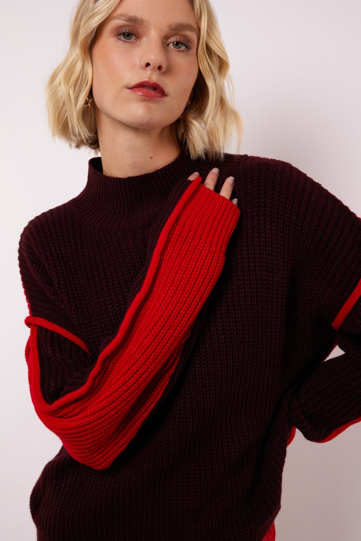 Fluresk trui bordeaux rood model Zalika knit sweater wine red bright