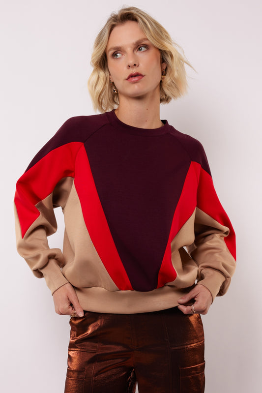 Fluresk trui rood beige model Raya sweater wine red bordeaux taupe