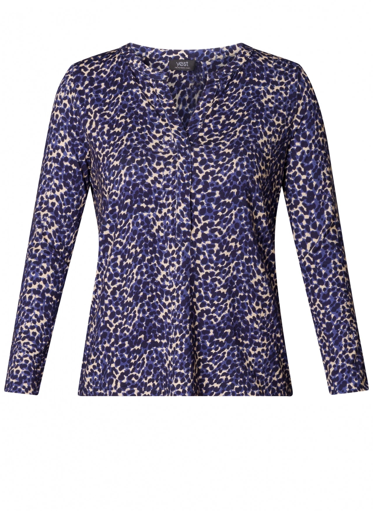 Yest shirt blauwe print model Raissa Essential dark navy