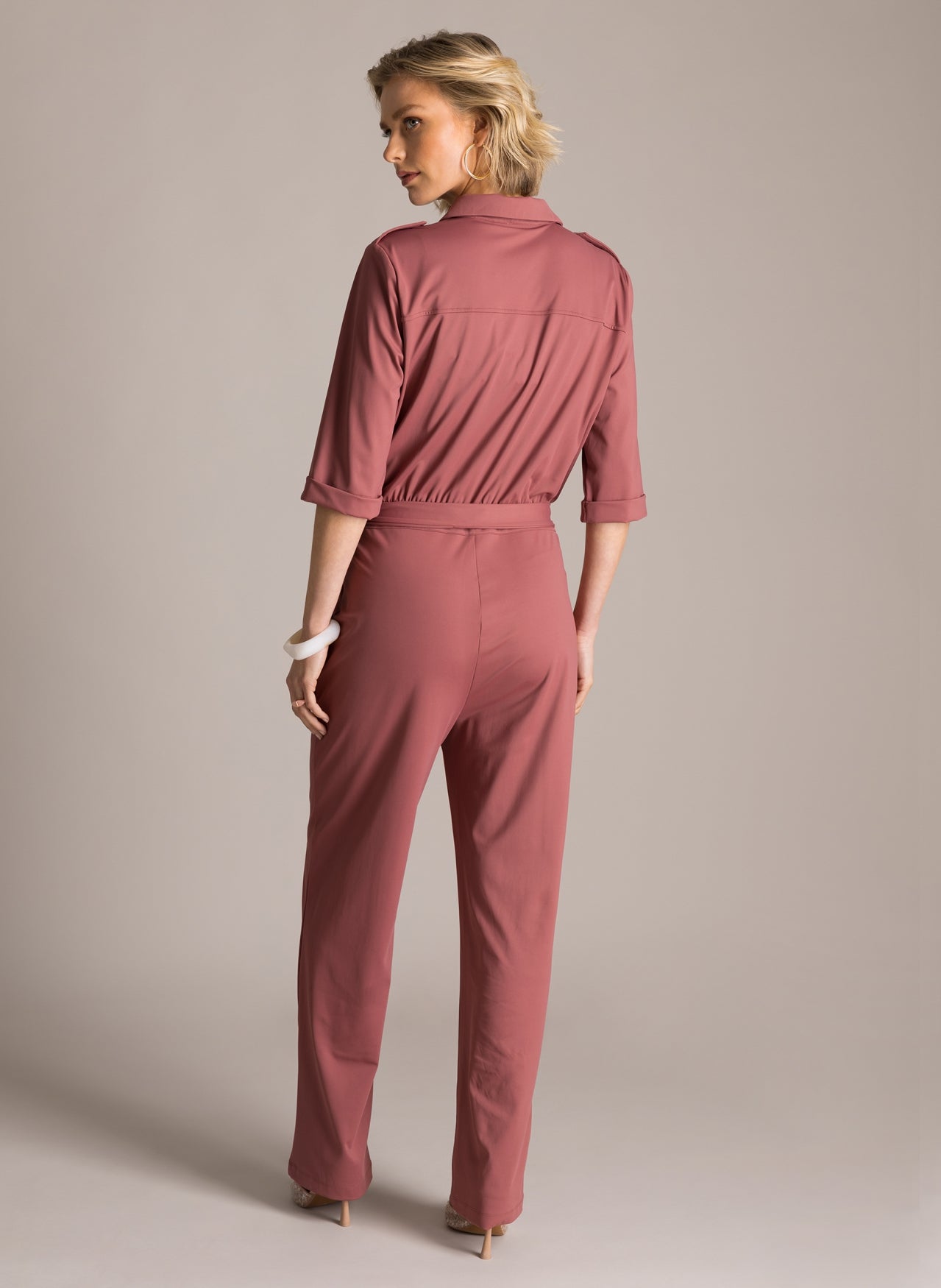 Yest jumpsuit plum model Saar essential