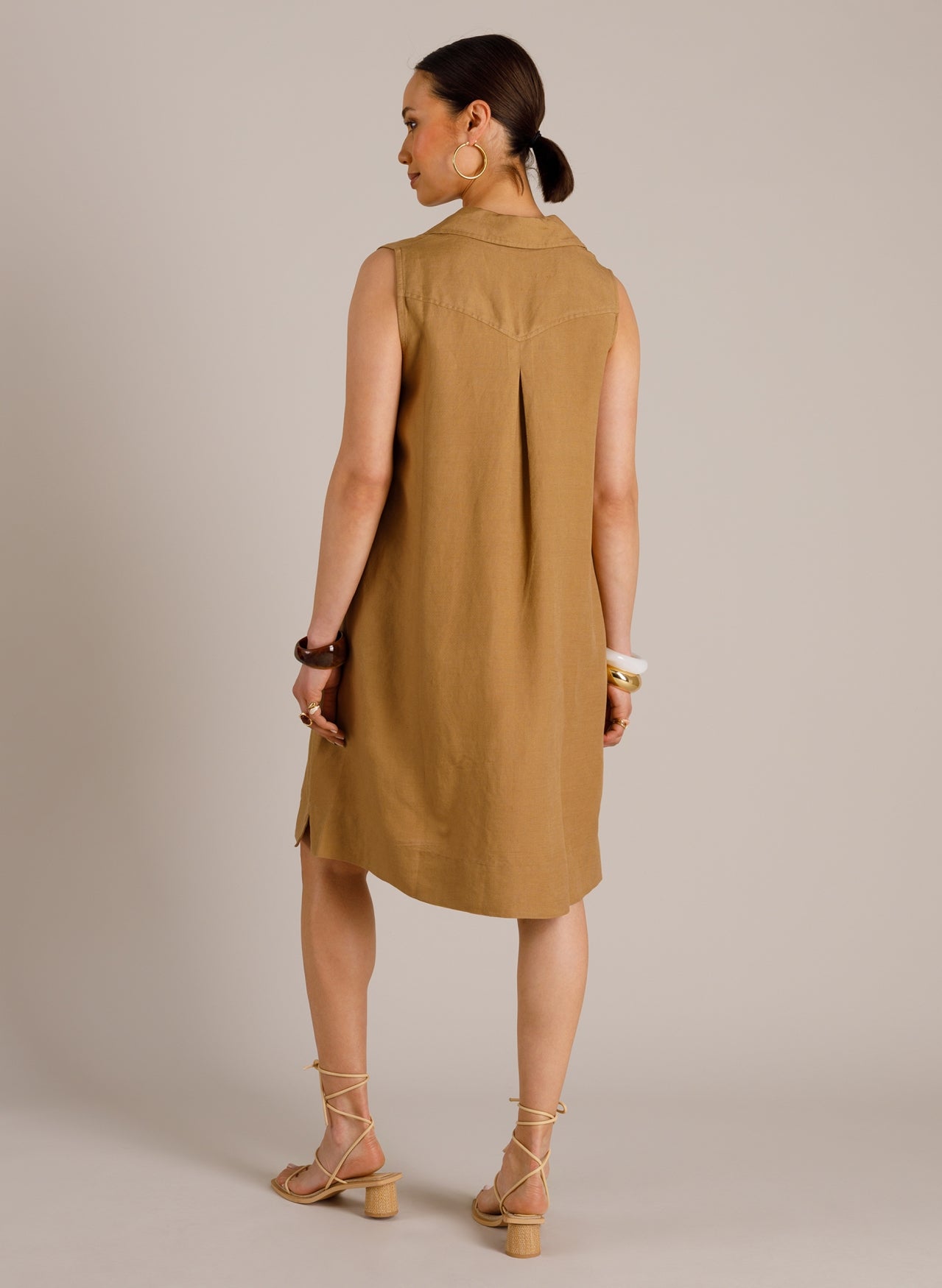 Yest jurk summer taupe model Mette