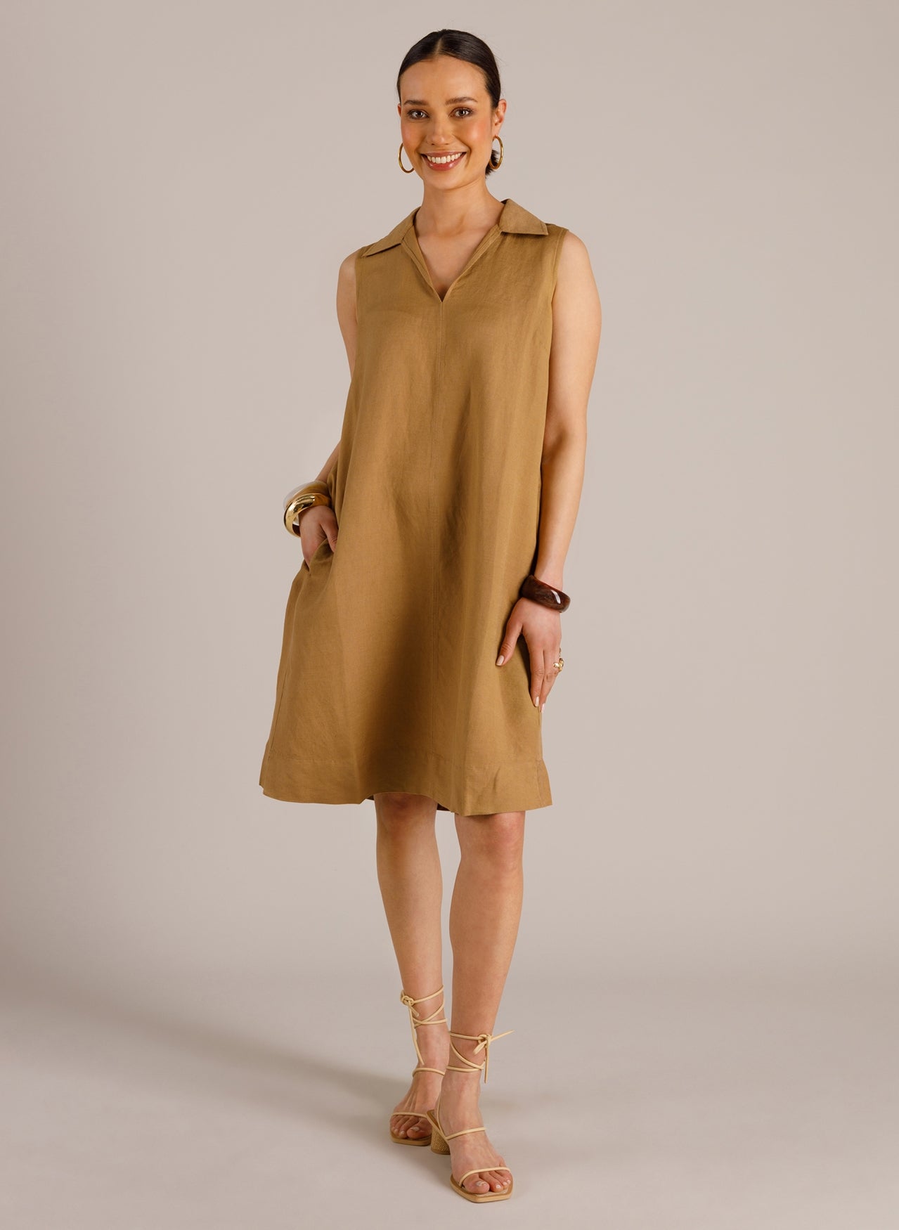 Yest jurk summer taupe model Mette