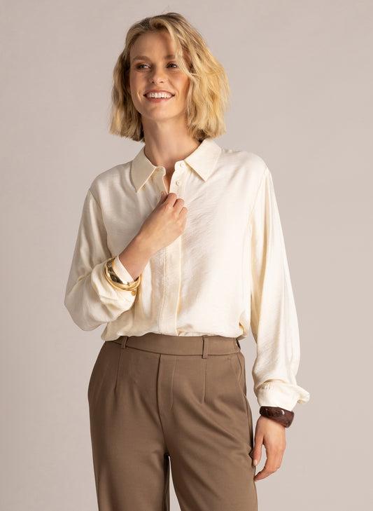 Yest blouse beige cream model Ivette Essential 6428