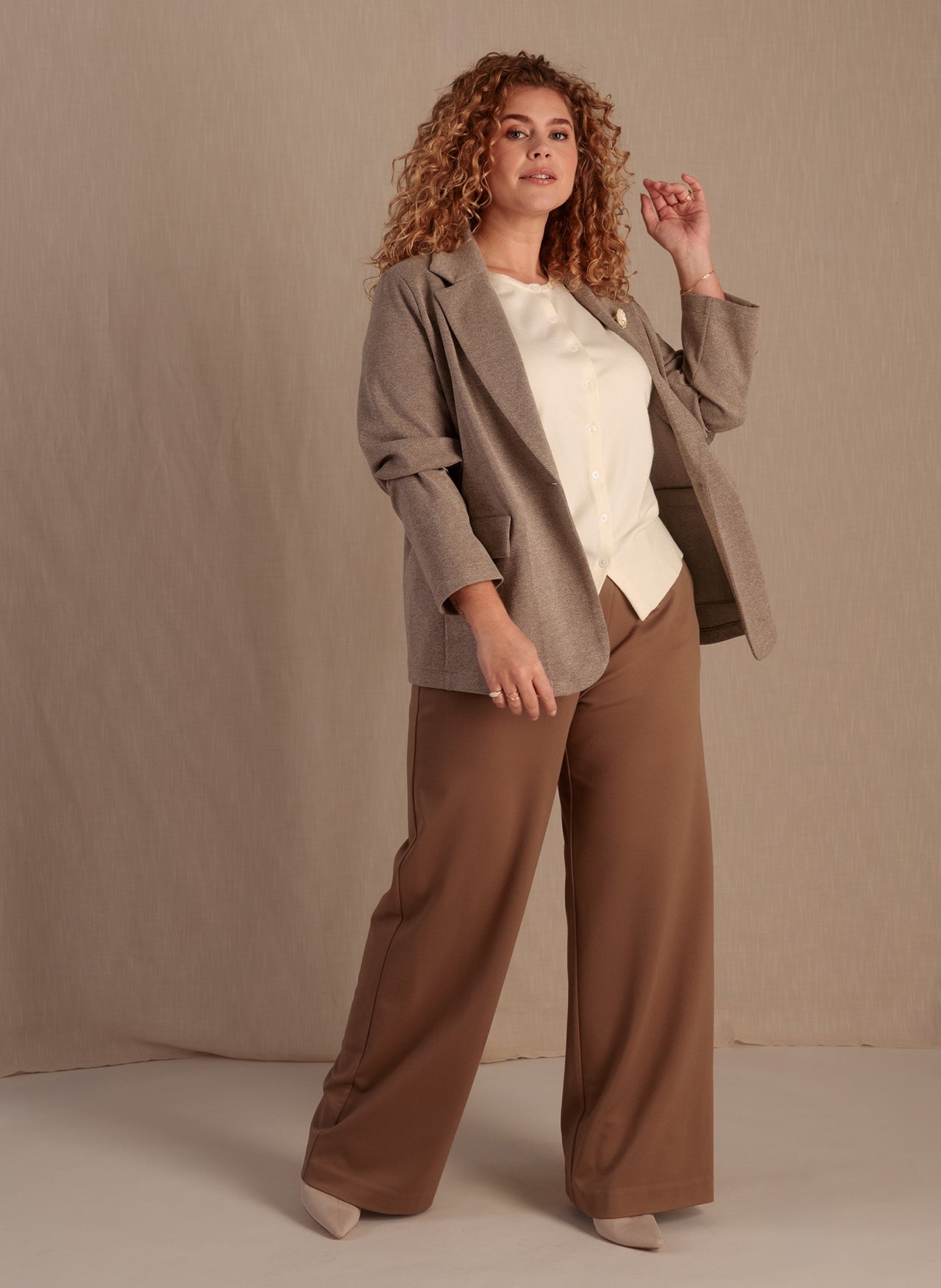 Kaffe blazer visgraat olijf groen beige print model Berta essential Grey olive 6440