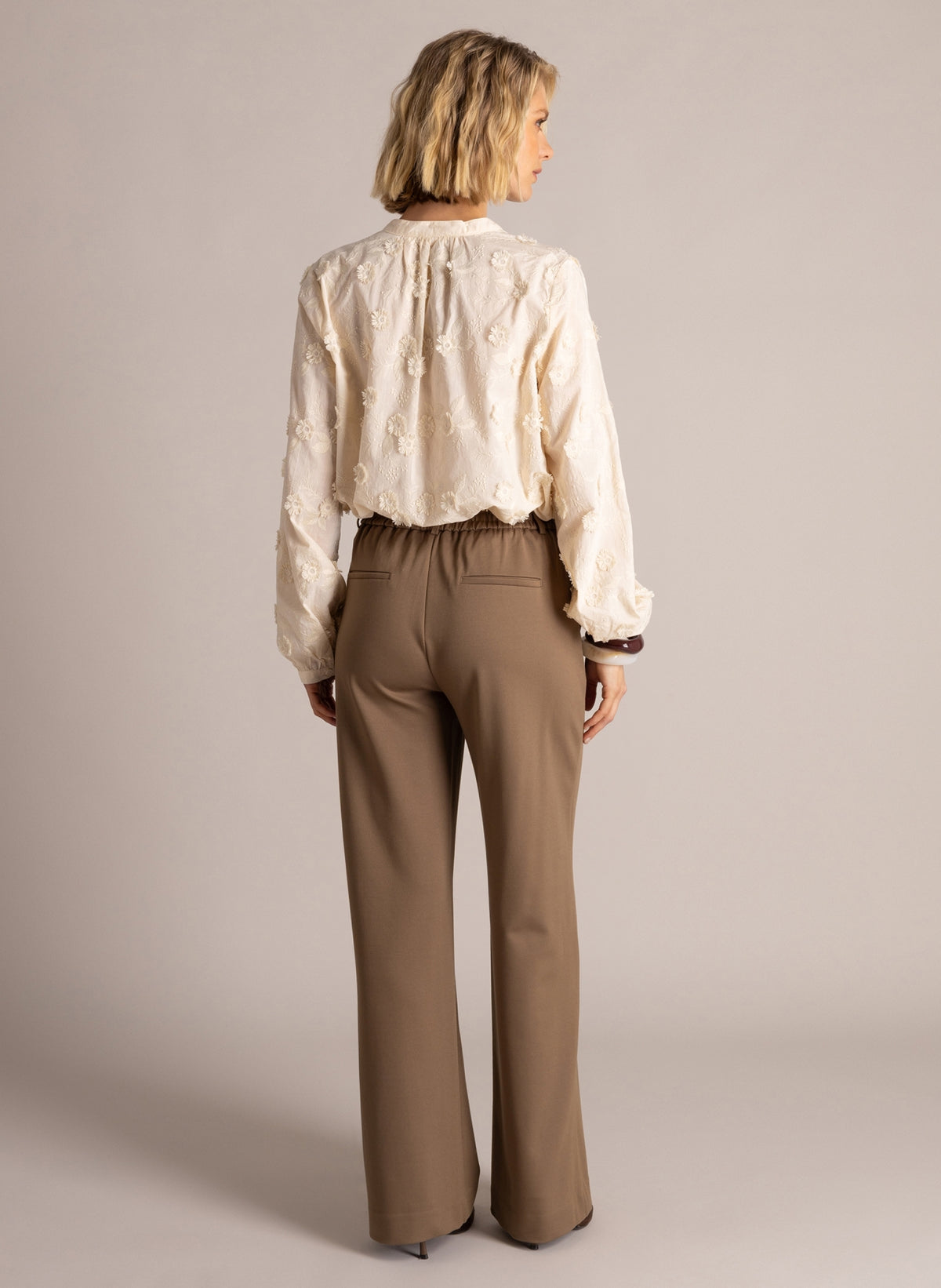 Yest broek olijf groen model Silja grey olive lengte 30 6482