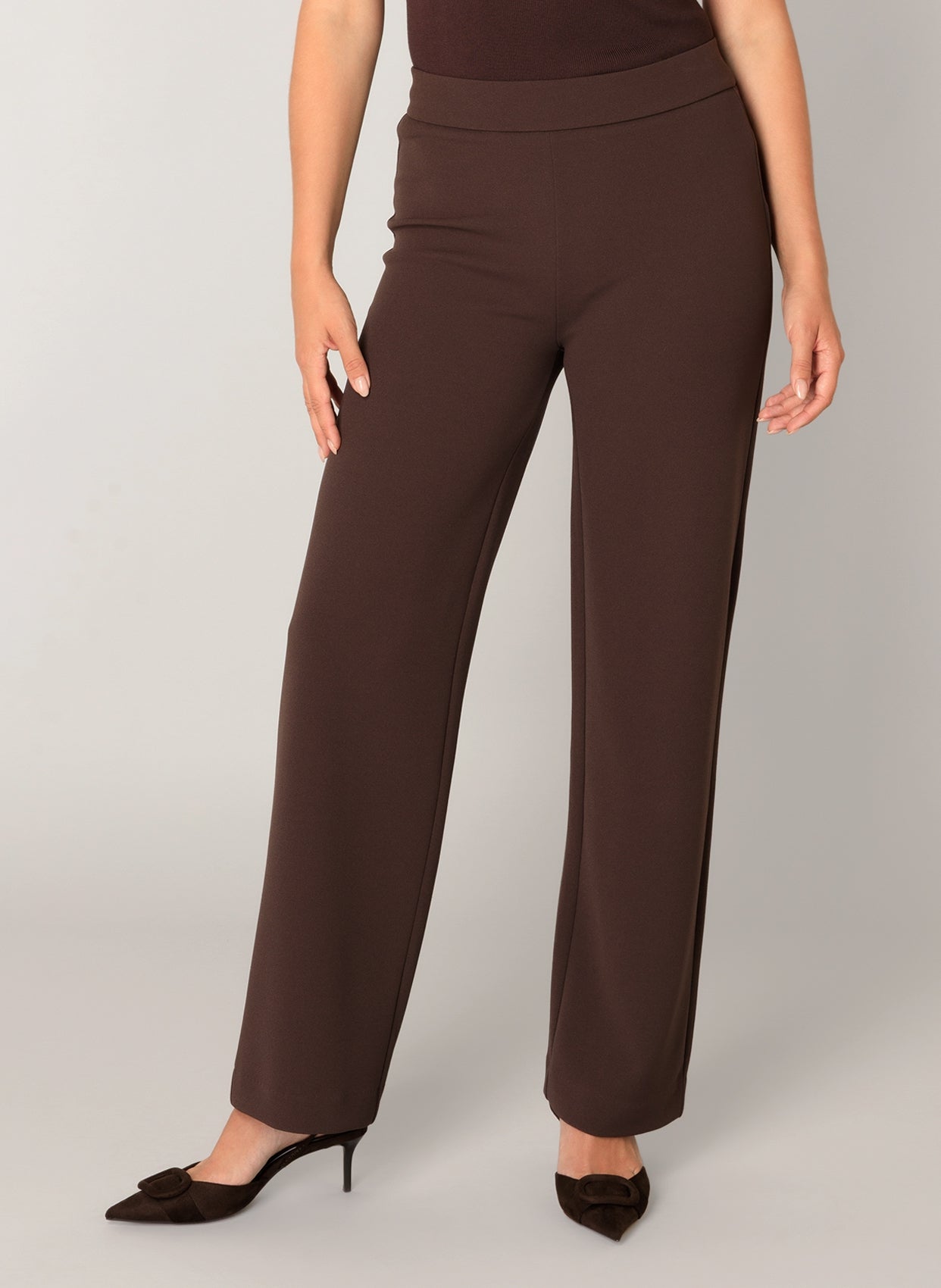 Base Level broek bruin wijd model lengte 30 model Yarah brown
