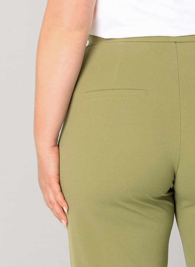 Base level Yest Curve (yesta) broek groen model Arah green 0092 lengte 30