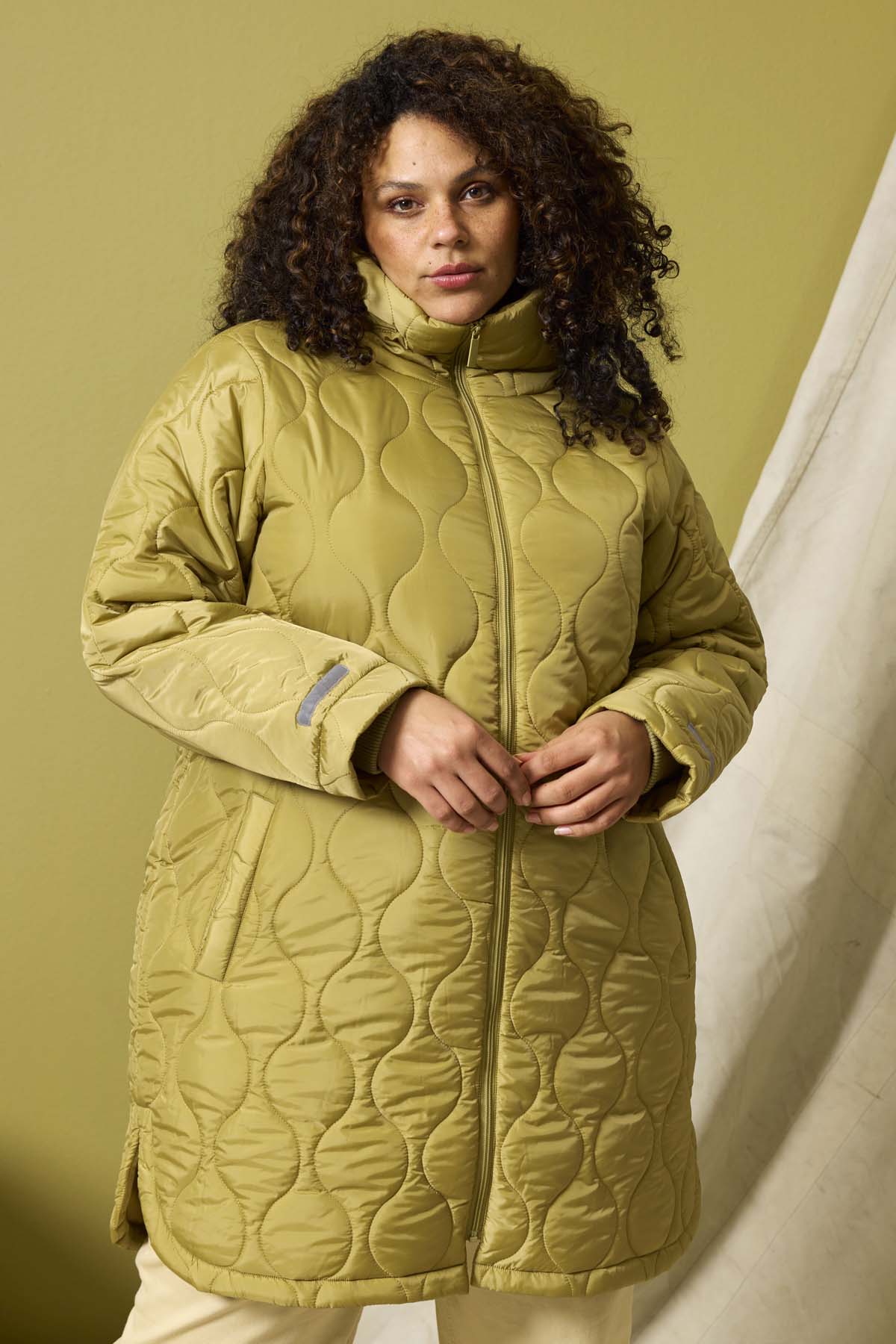 Zhenzi winter jas olijf groen gewatteerd model Tinley 872