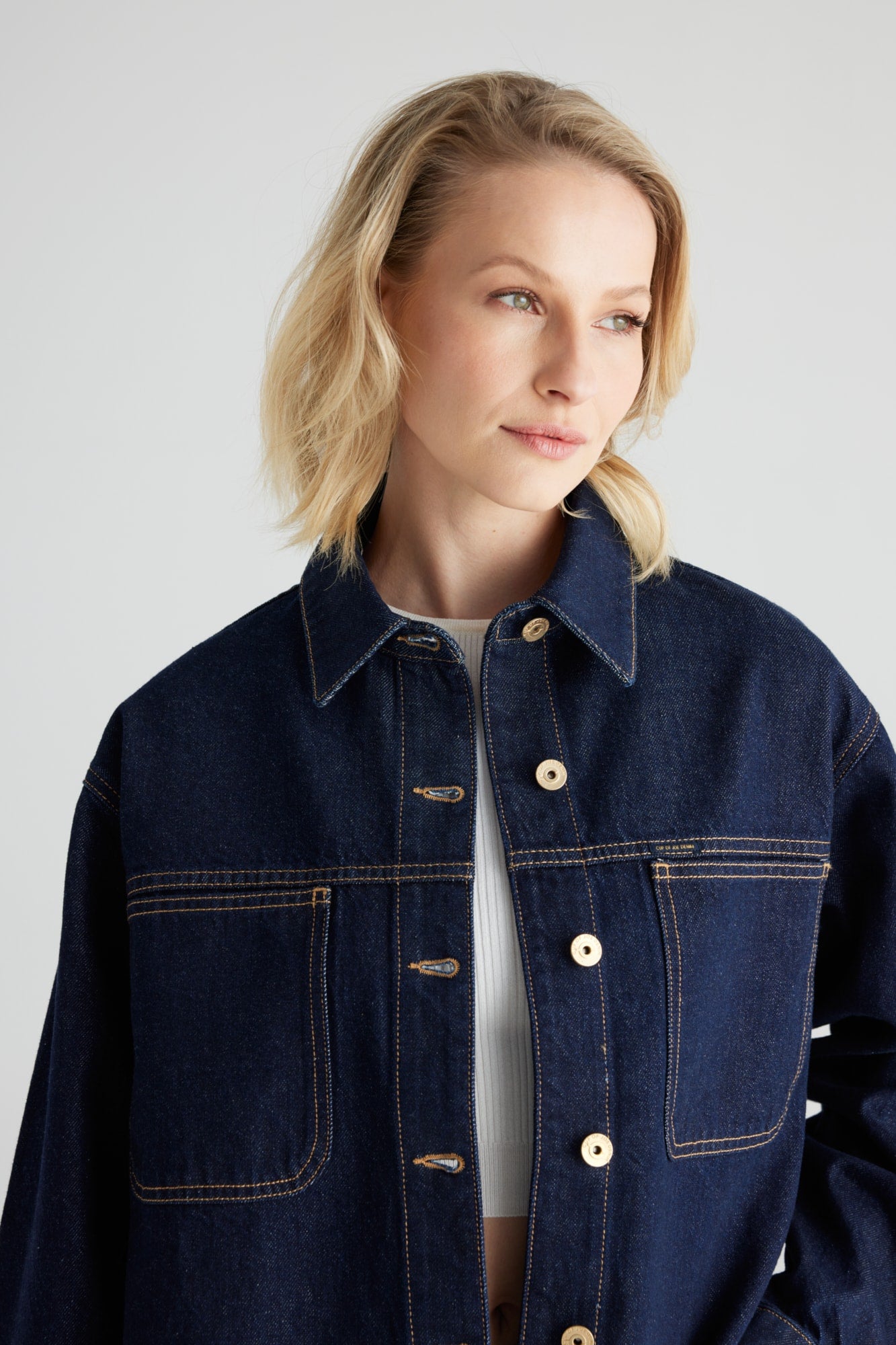 COJ jeans jasje donker blauw model Tamara Raw denim blue