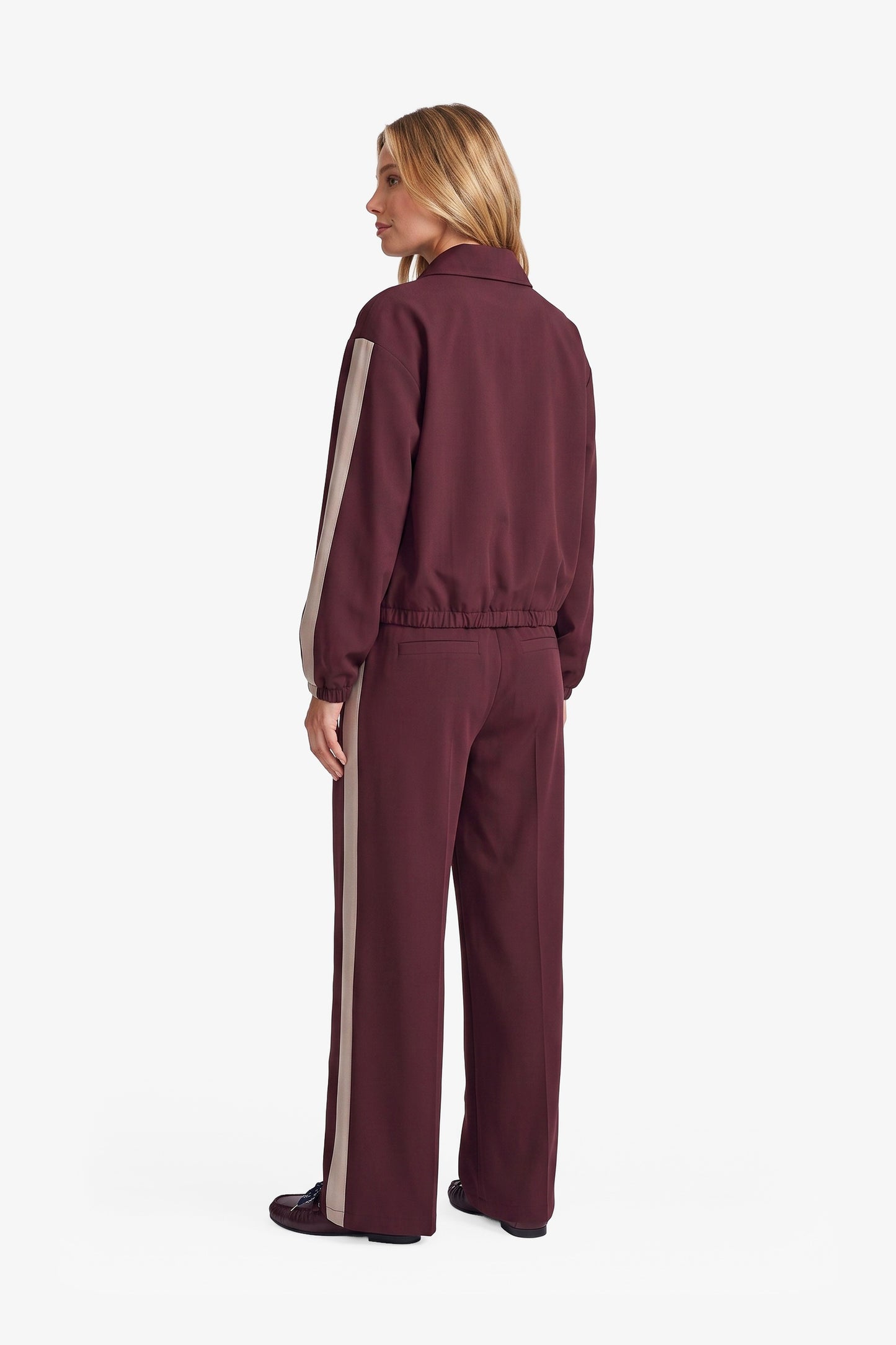 Fluresk broek bordeaux met zand kleurige streep en strass model Nyx broek Mulberry