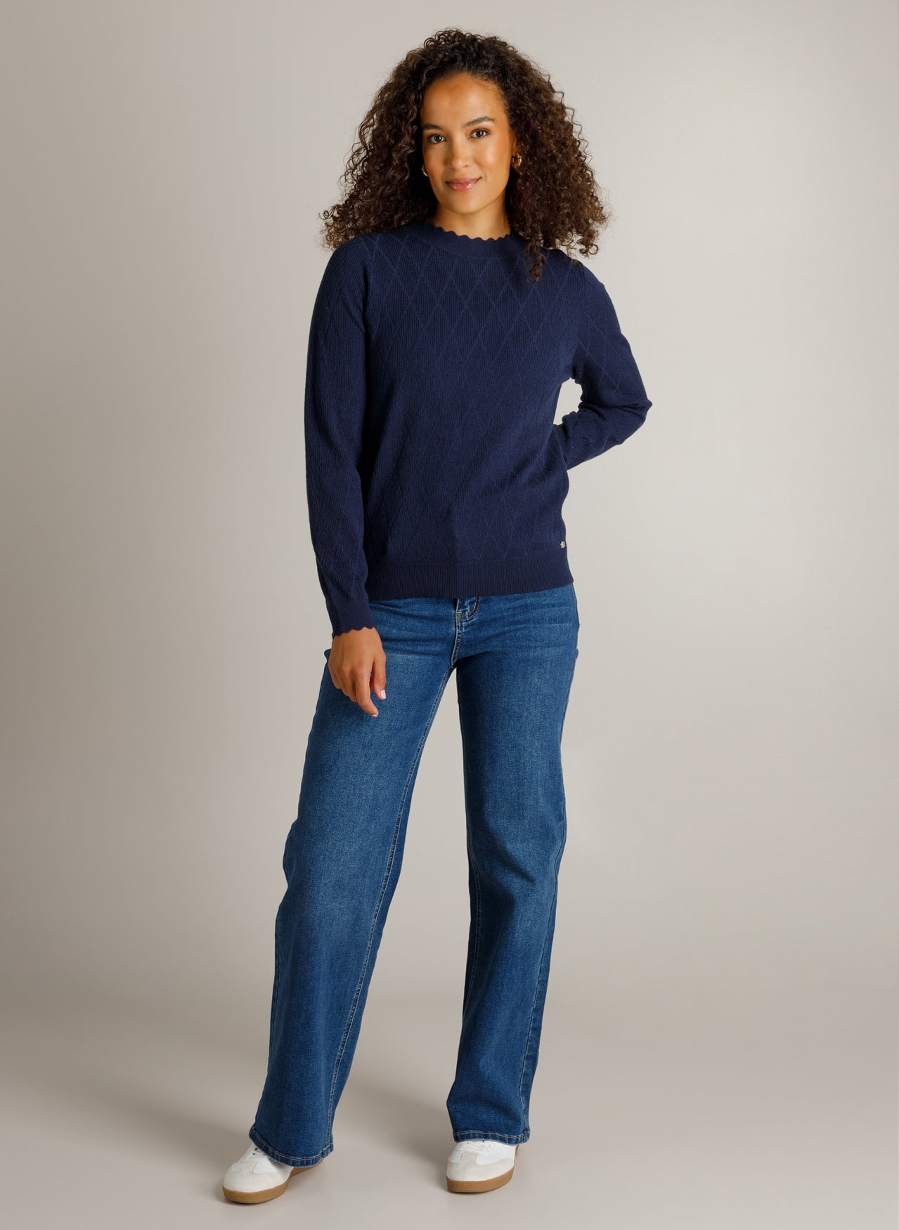 Ivy Beau trui donker blauw model Hiba dark blue 4201155