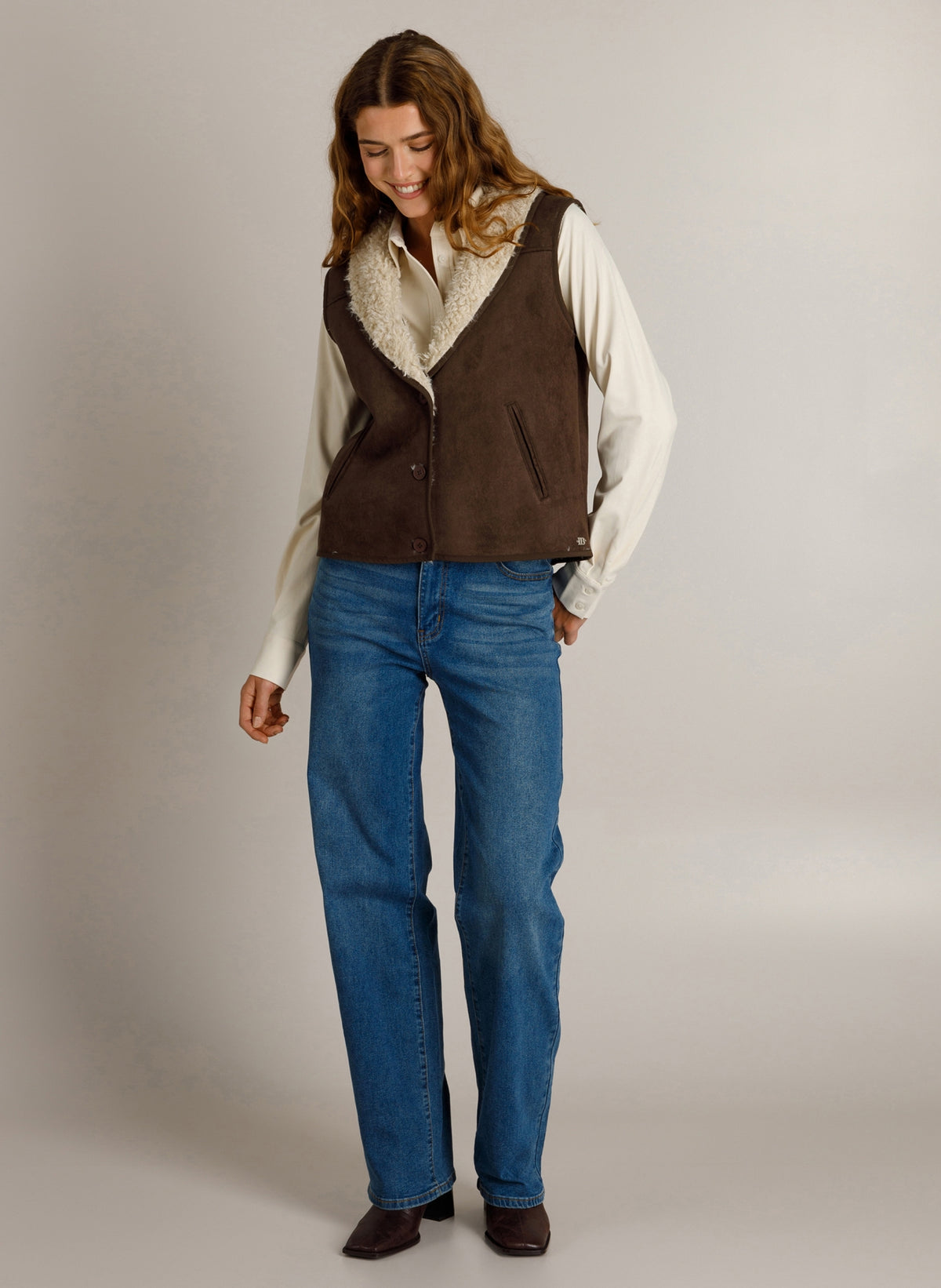 Ivy Beau gilet bruin Kaat chocolate brown