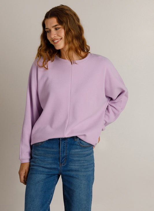 Ivy Beau trui lila oversized fit model Kaya orchid 