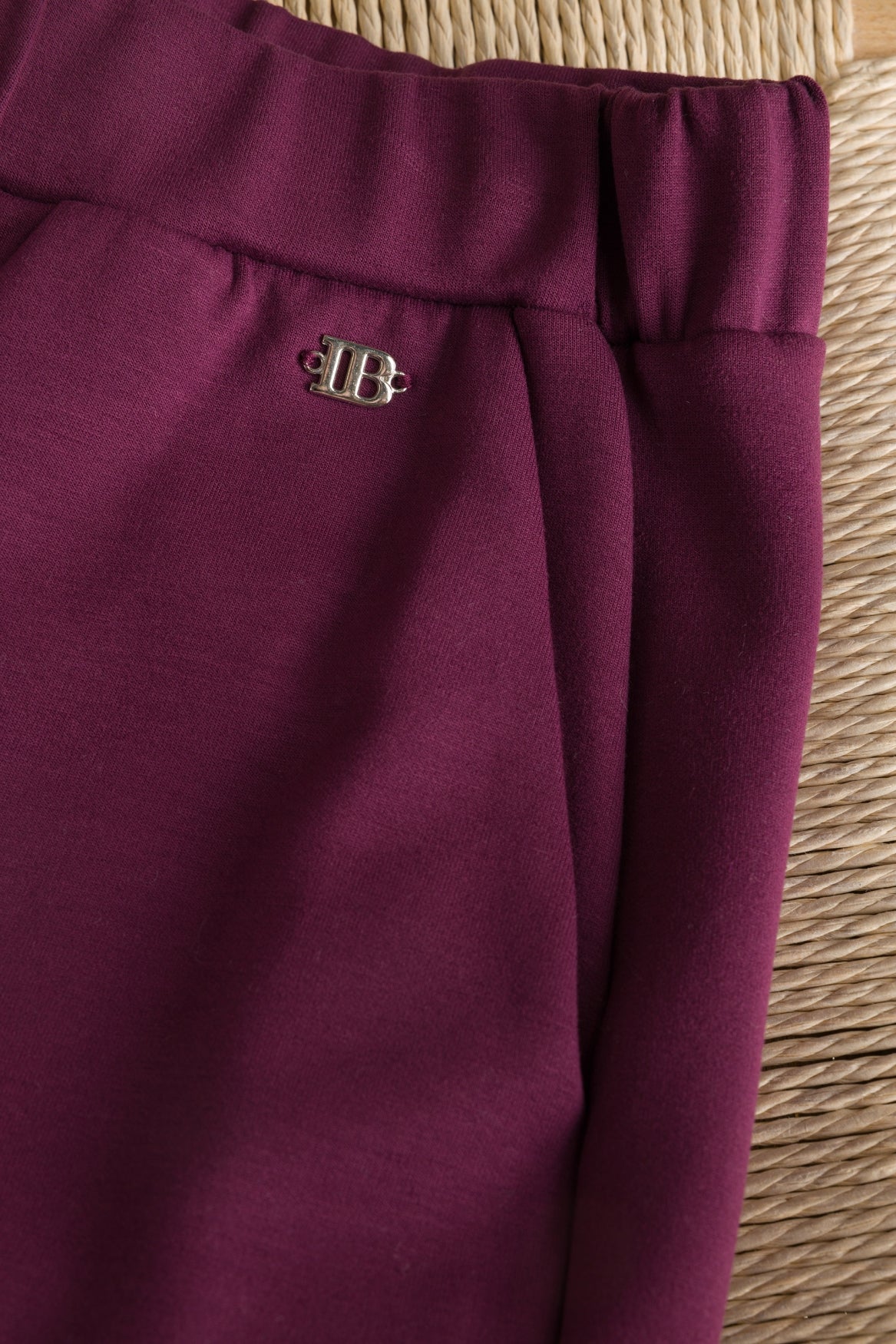 Ivy Beau broek bordeaux rood model Marianne dark wine red