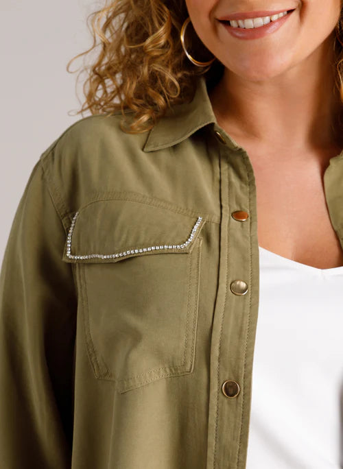 Yest curve (yesta) groene blouse met strass pocket model Jade olive