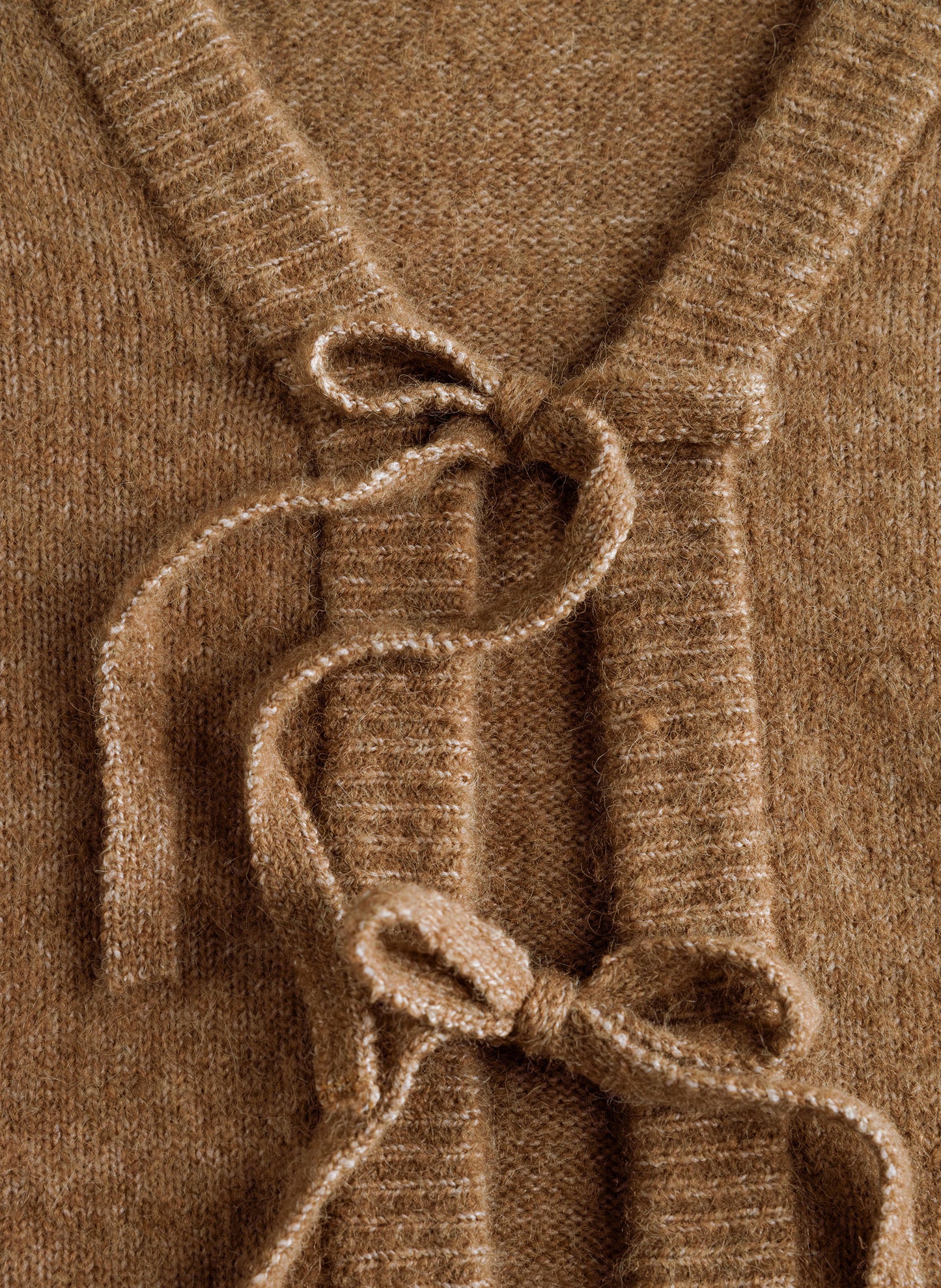 Yest Curve (Yesta) olijf groen vest met strik sluiting model Tressa Grey Olive A006477