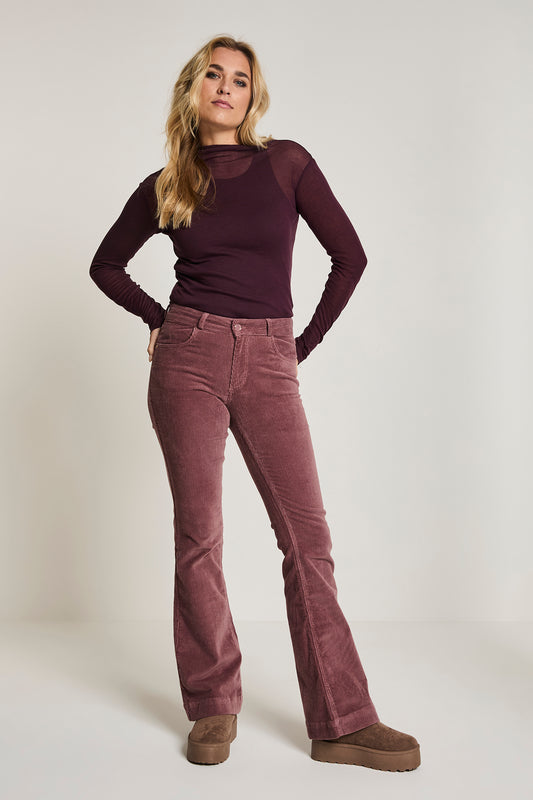 ParaMi broek rib roze model jade vintage corduroy mauve flared fit