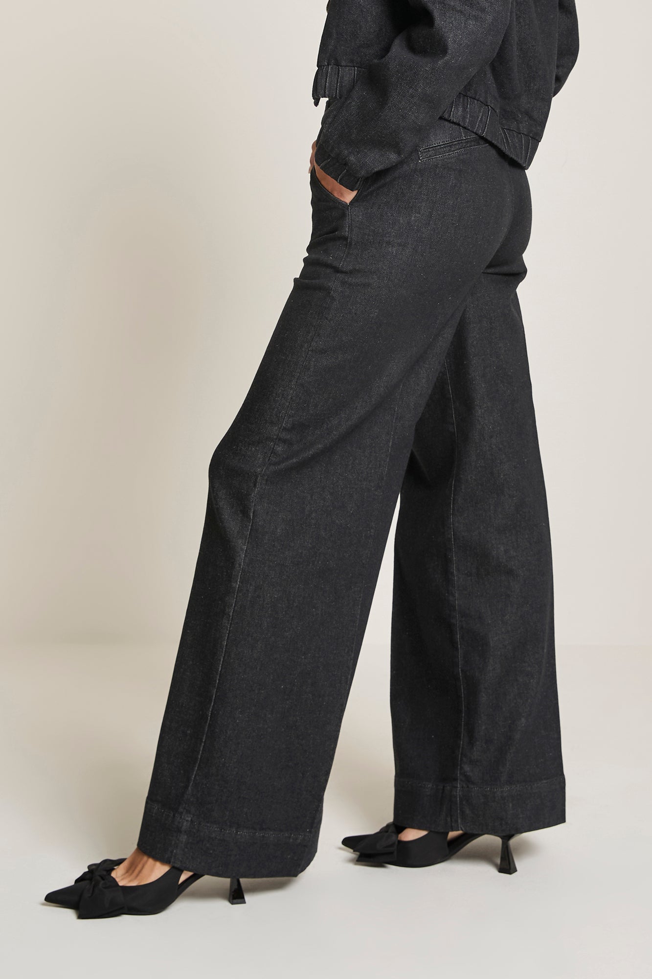 ParaMi jeans zwart extra wide leg Lizzy daily denim black lengte 32