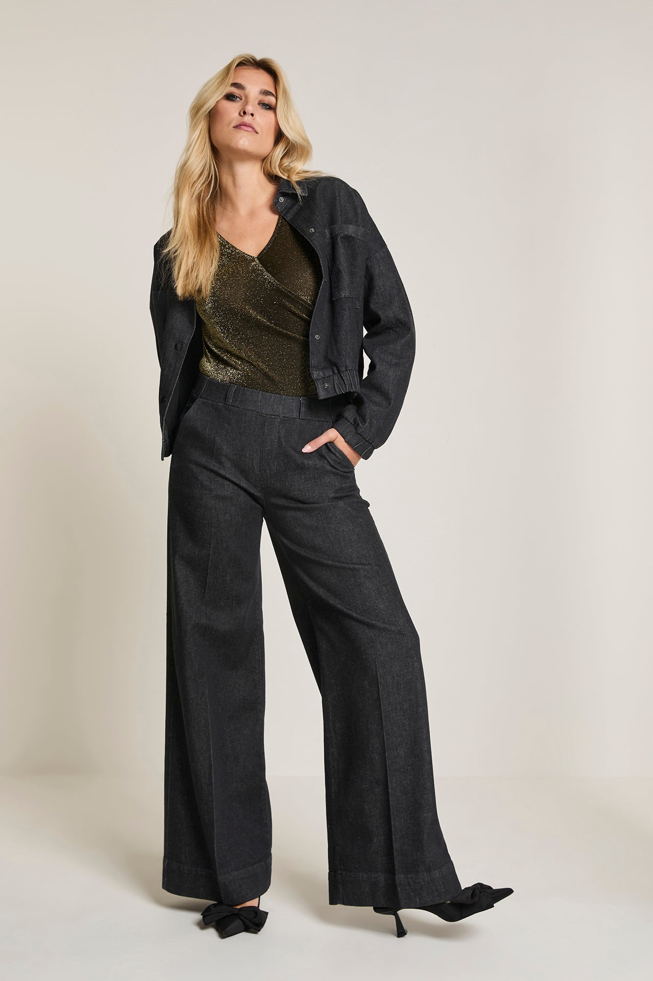 ParaMi jeans zwart extra wide leg Lizzy daily denim black lengte 32