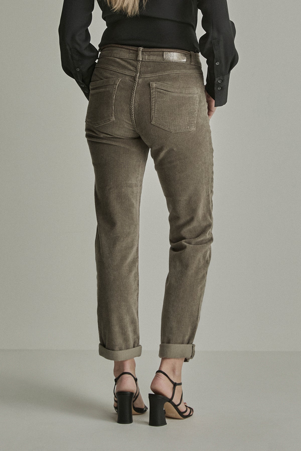 Para Mi broek rib groen model Bobby Corduroy khaki green lengte 30