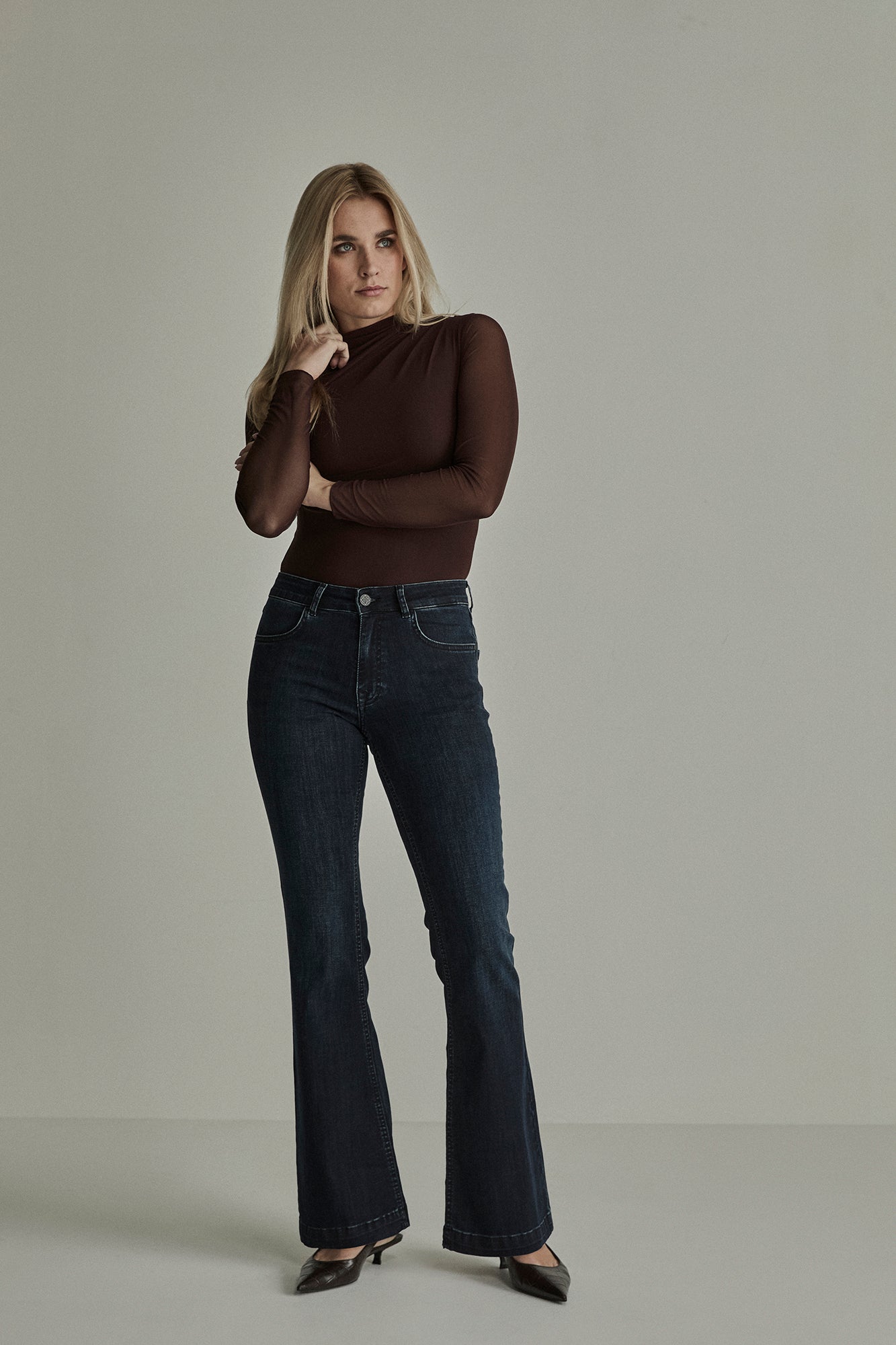 Para Mi jeans donker blauw model Jade flare blue black lengte 32