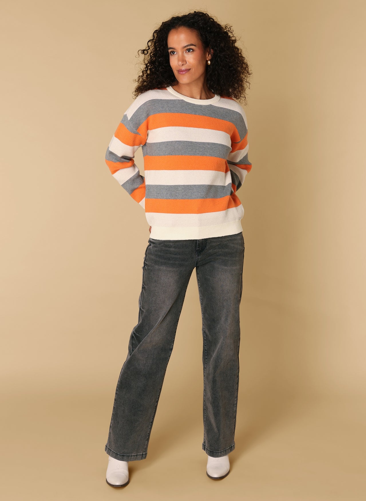 Ivy Beau trui gestreept oranje beige grijs model Rika