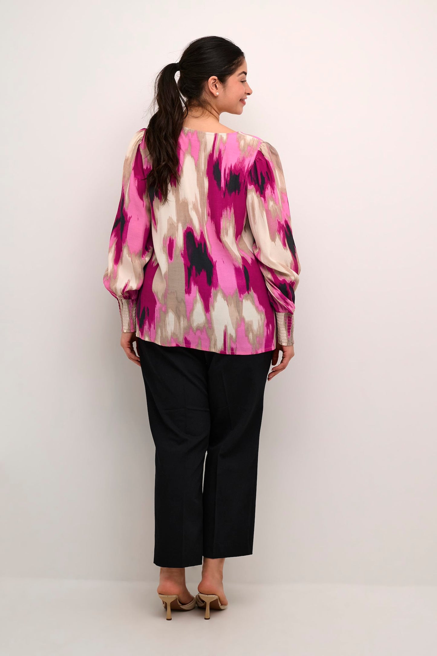 Kaffe Curve blouse roze print model KcAlona abstract pink