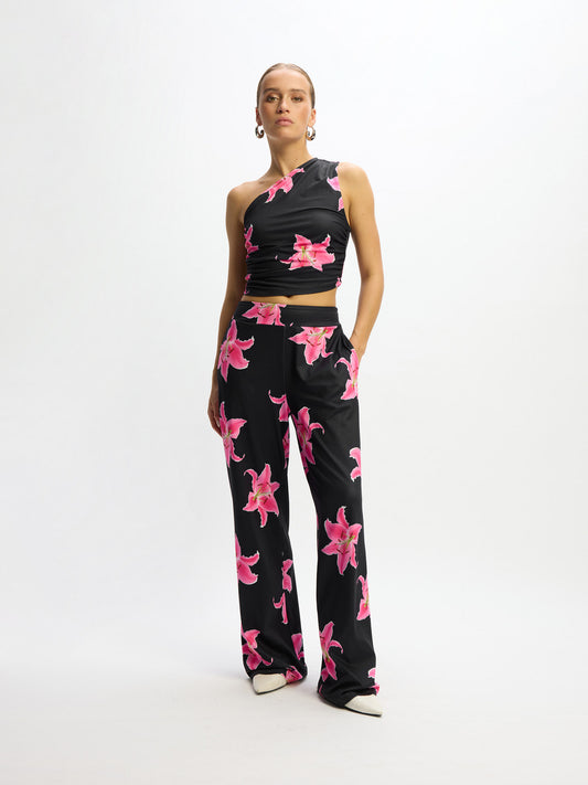 Refined Department broek zwart met roze bloemen print model wide leg flower pants NOVA