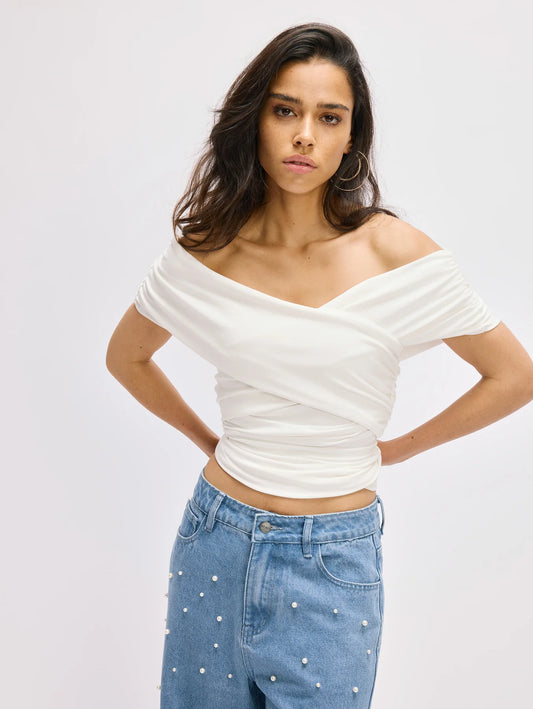 Refined Department top wit offshoulder model Elma