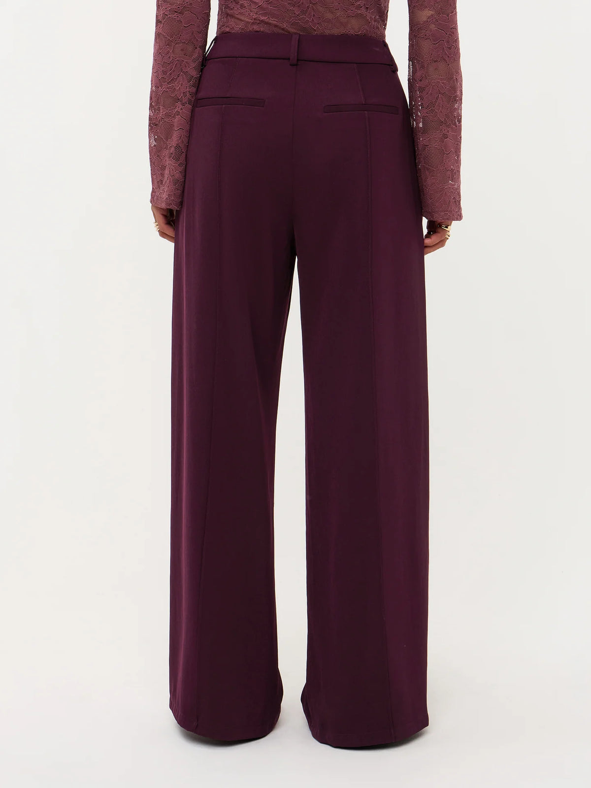 Ydence broek bordeaux paars pantalon model Pants Geneve Plum