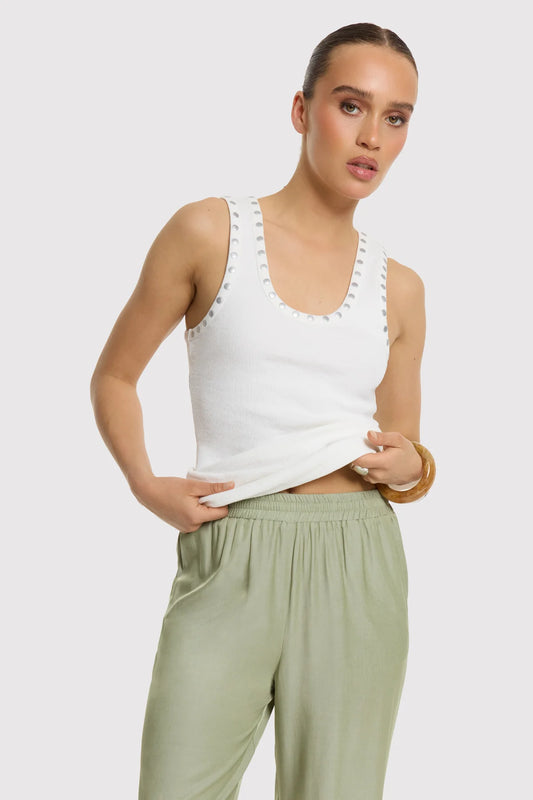 Refined Department top wit met zilver kleurige studs model Bente