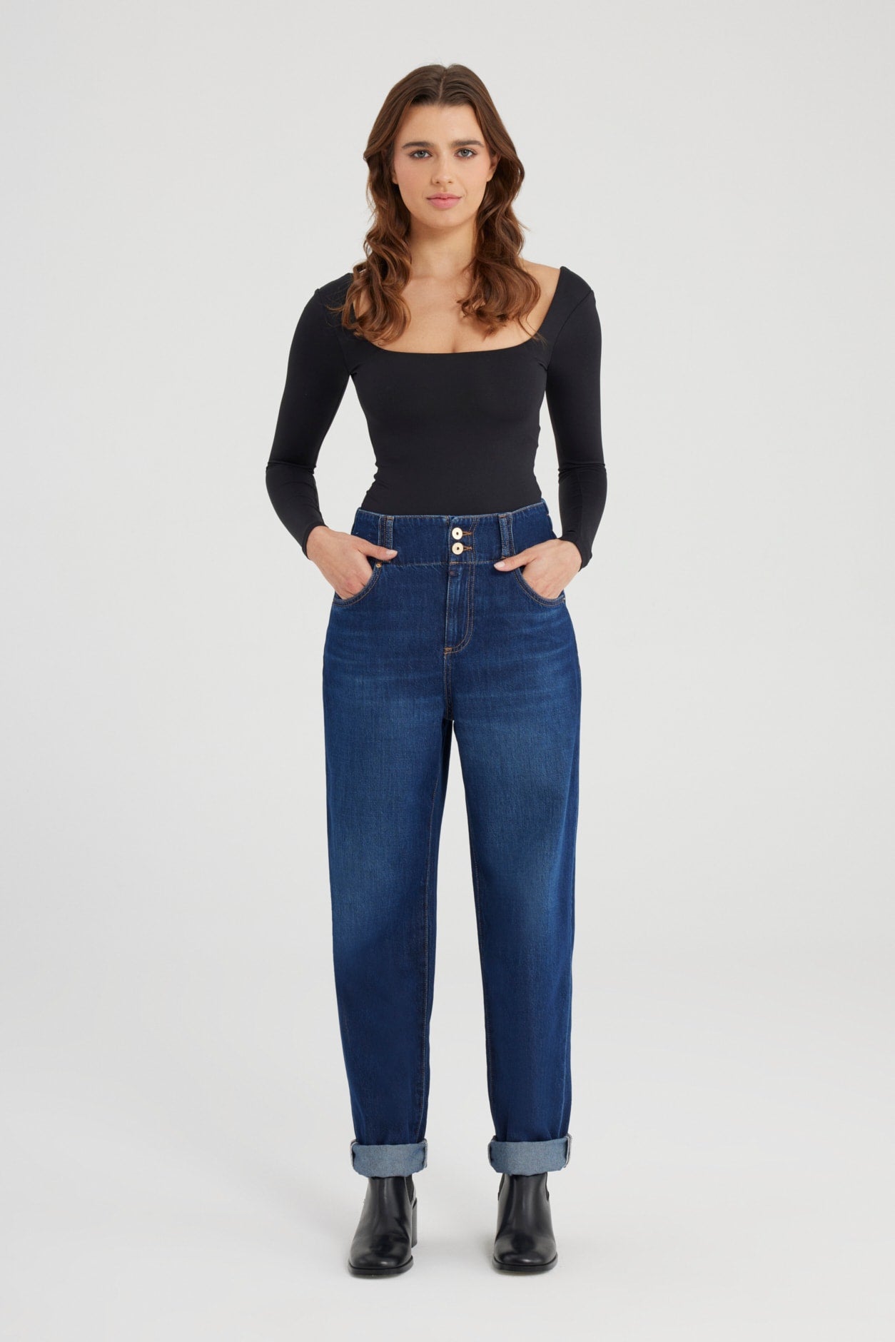 COJ jeans blauw Jasmin model Balloon fit high waist cropped lengte dark blue