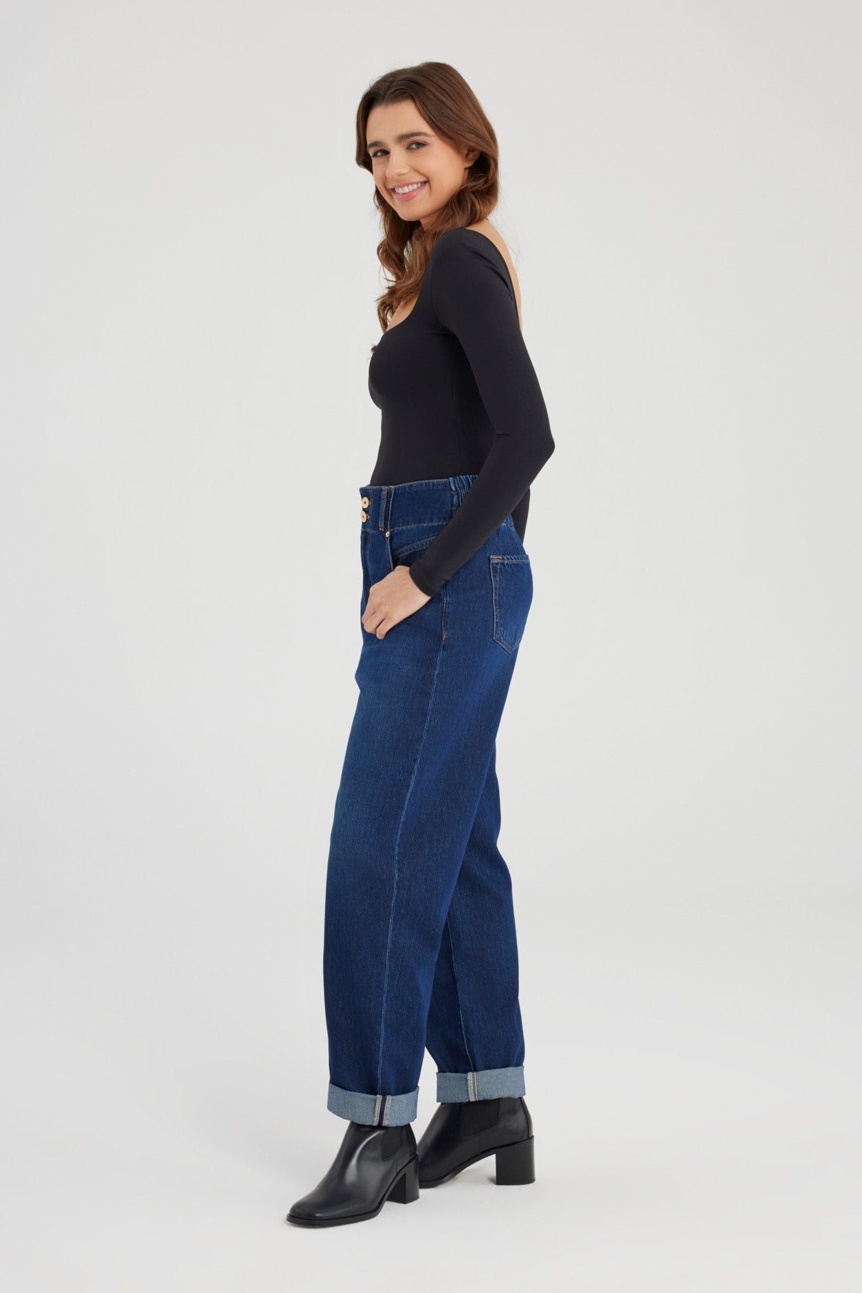 COJ jeans blauw Jasmin model Balloon fit high waist cropped lengte dark blue
