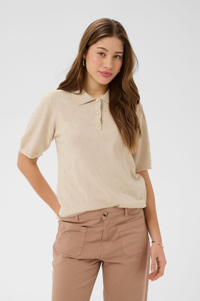 Cream polo beige model CRhanne knit polo oatmeal