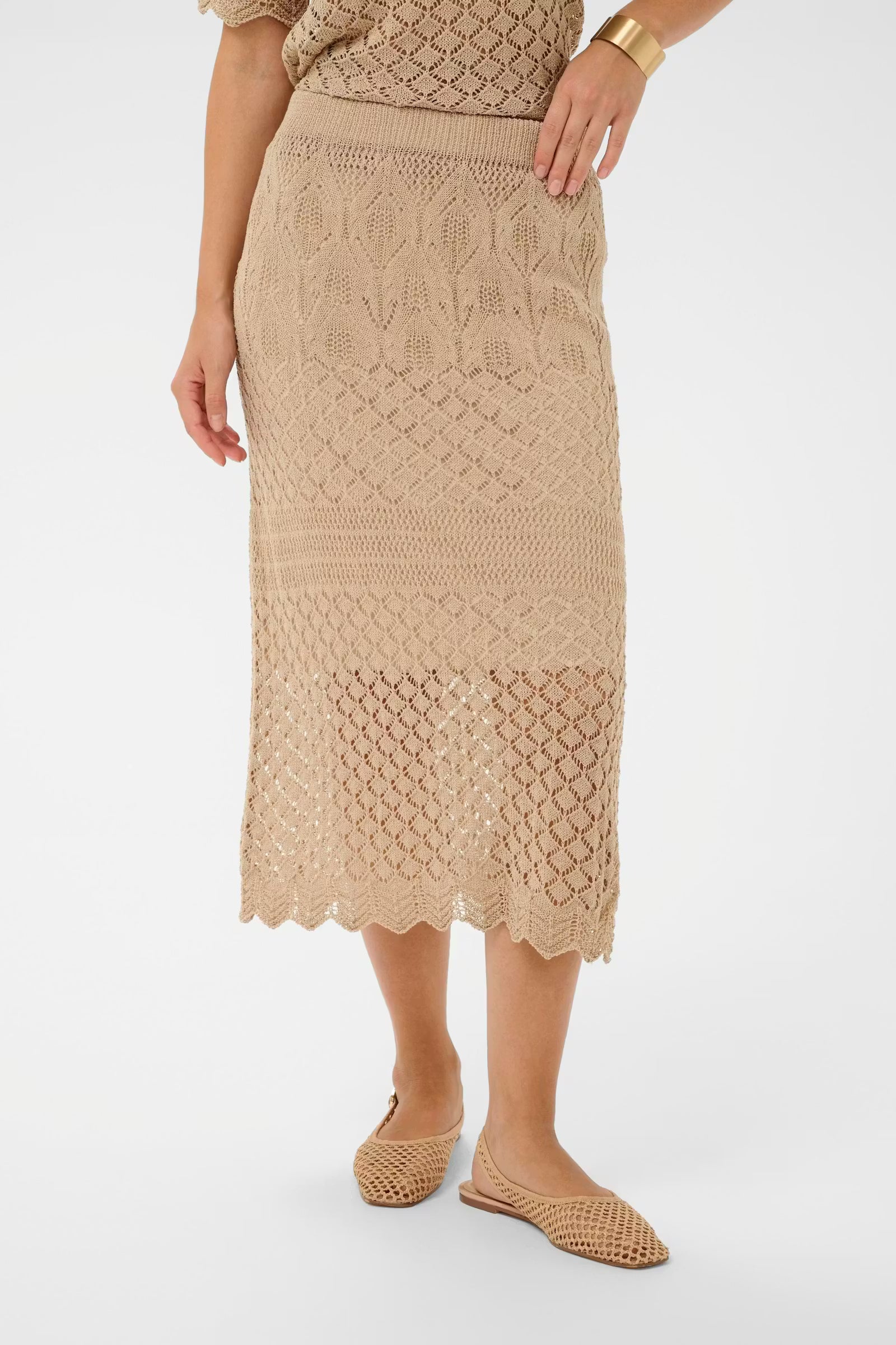 Cream rok zandkleur crochet gehaakt model CRSebija light amphora midi 