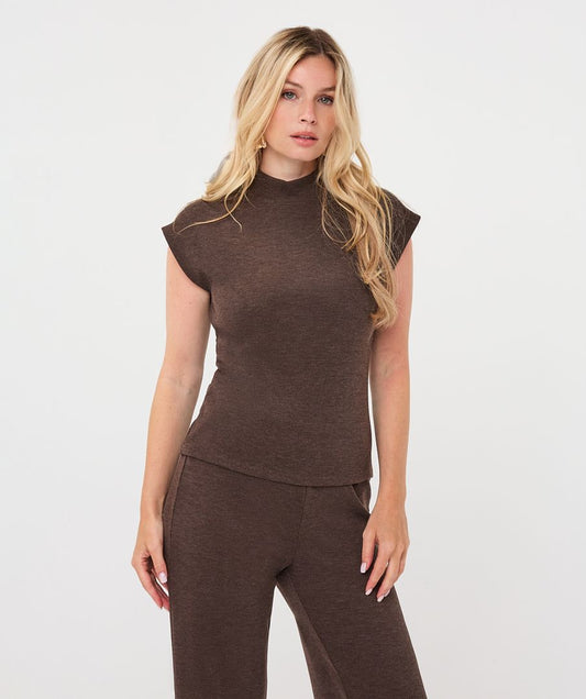 Esqualo top bruin kapmouw model sweater mockneck cacao
