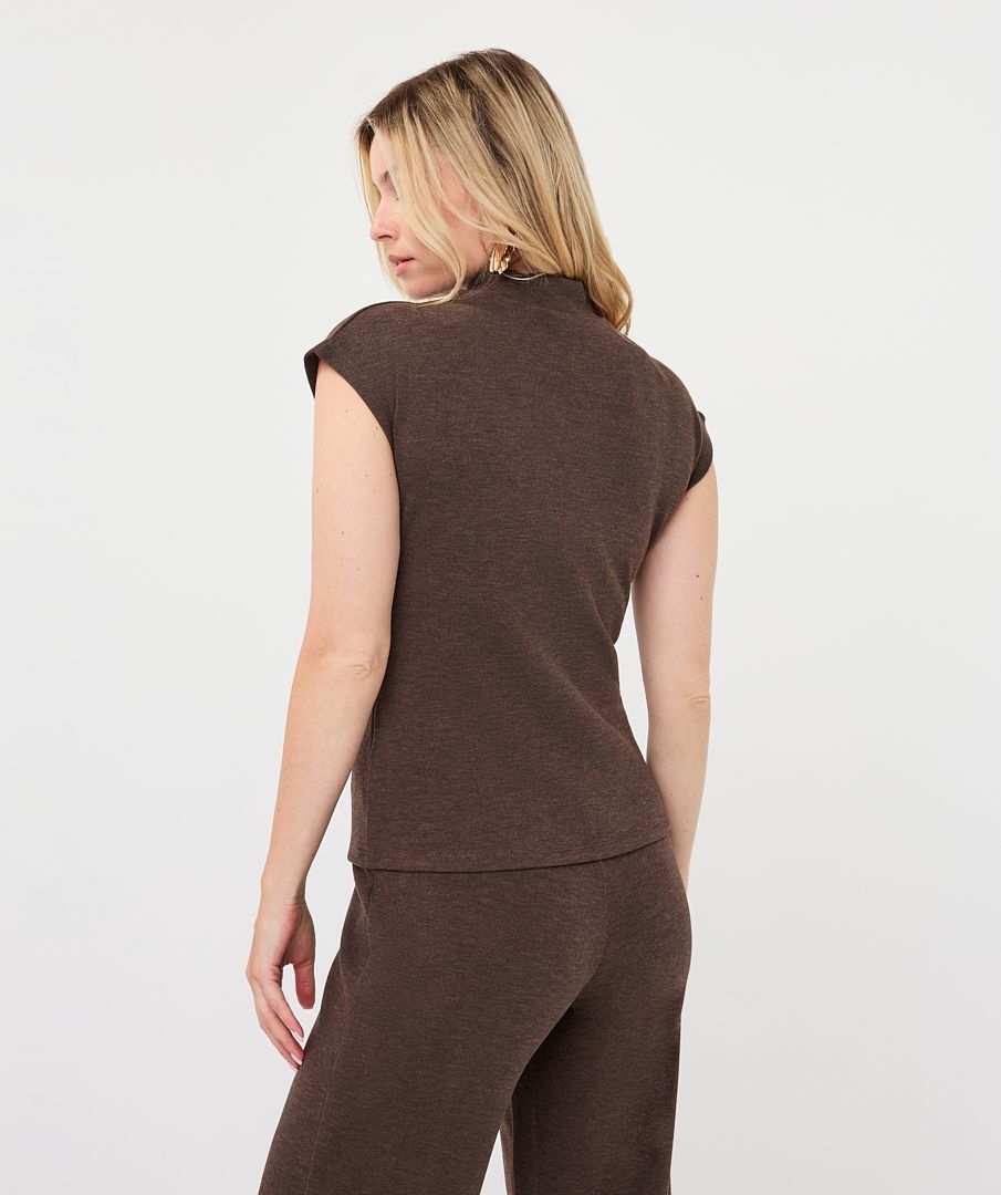Esqualo top bruin kapmouw model sweater mockneck cacao