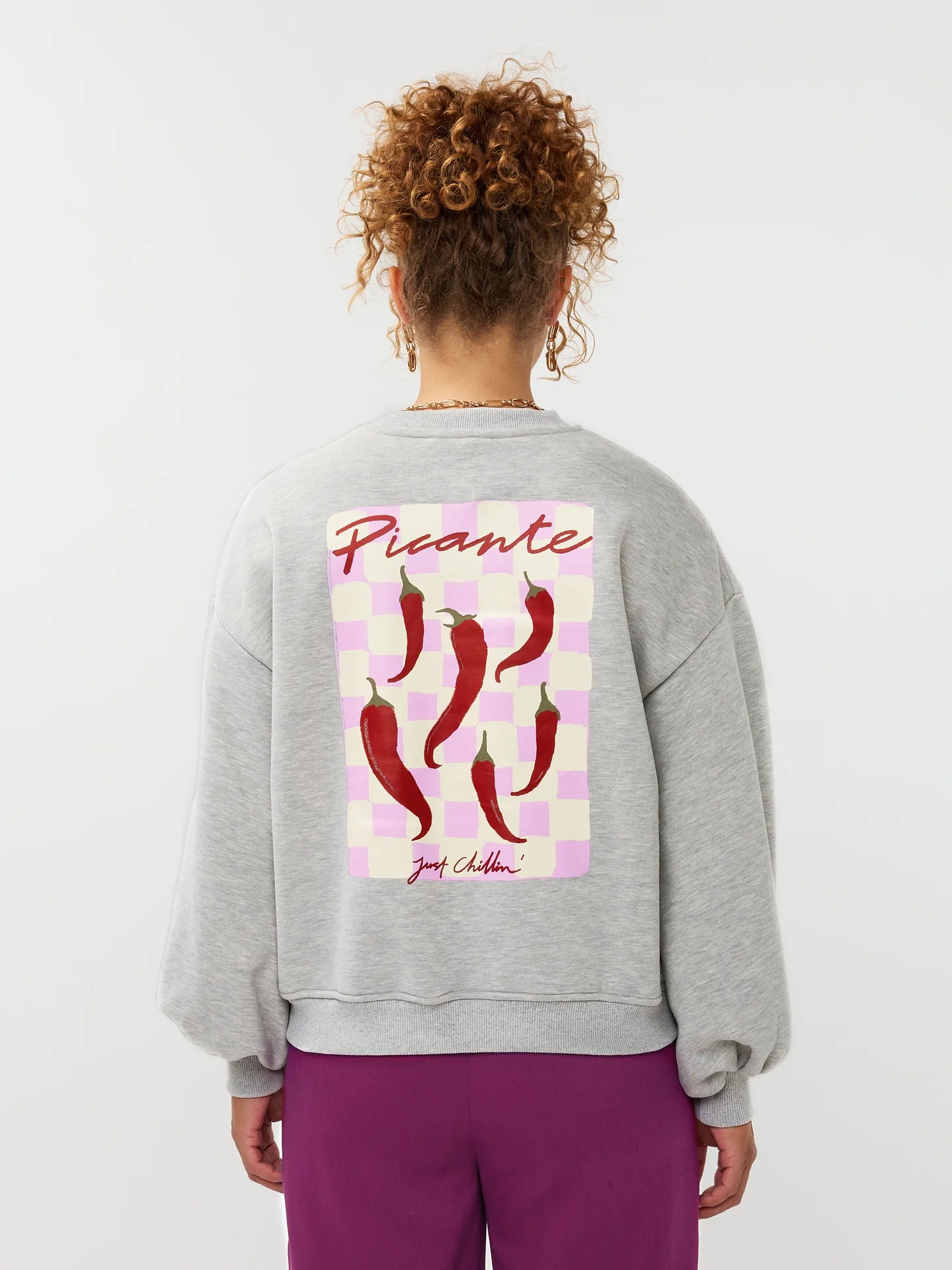 Ydence sweater grijs met backprint model Just chillin grey melange