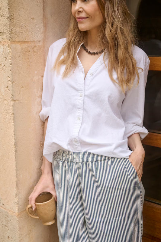 Kaffe blouse offwhite model KAnaya shirt chalk