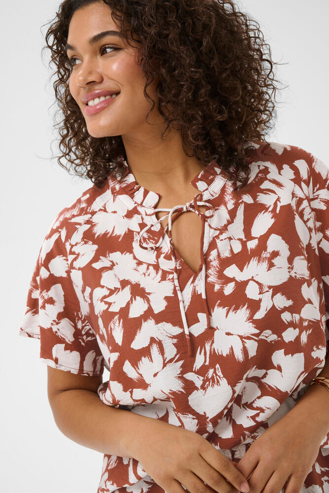 Kaffe Curve blouse bruin offwhite print model KCevia henna chalk flower