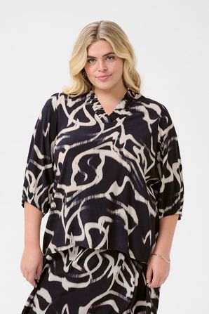 Kaffe Curve blouse zwart beige print model KCmaren frill