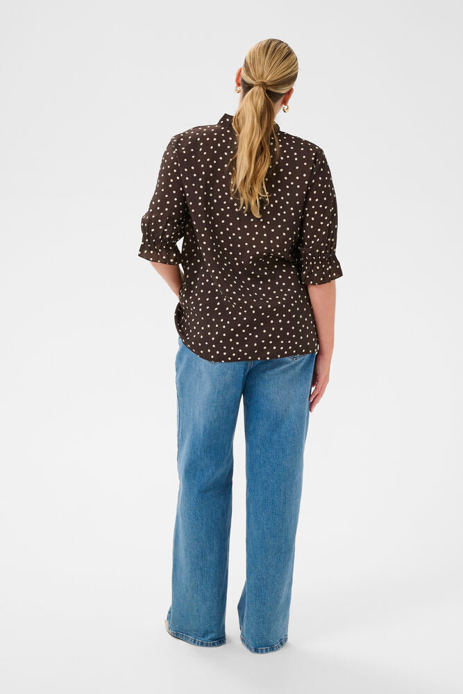 Kaffe Curve blouse bruin met witte stip model KCditte coffee bean turtle dove