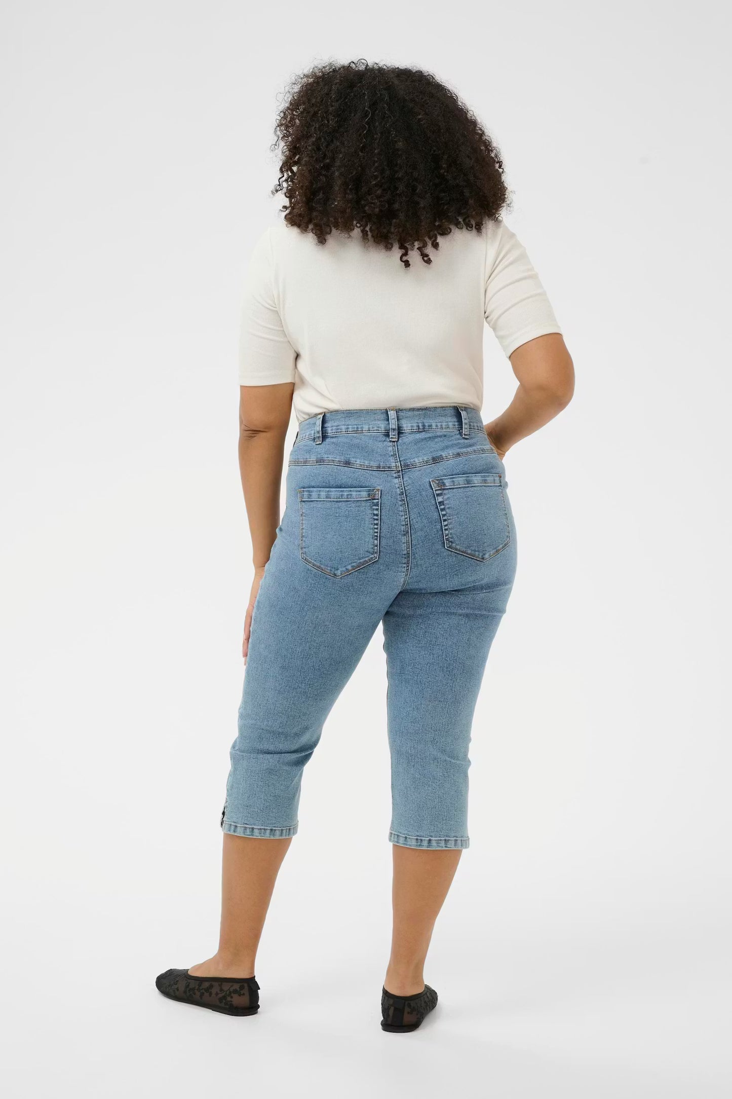 Kaffe Curve capri jeans blauw model KCvilana washed denim blue